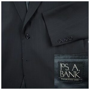 Jos A Bank Suit Mens 46S/38S Slim Fit Wool 2 Piece Pinstripe Pleated Cuffed Gray